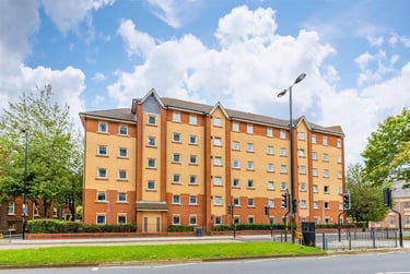 1 bed studio, Cook Street, City Centre, Southampton, SO141YA - Image 11